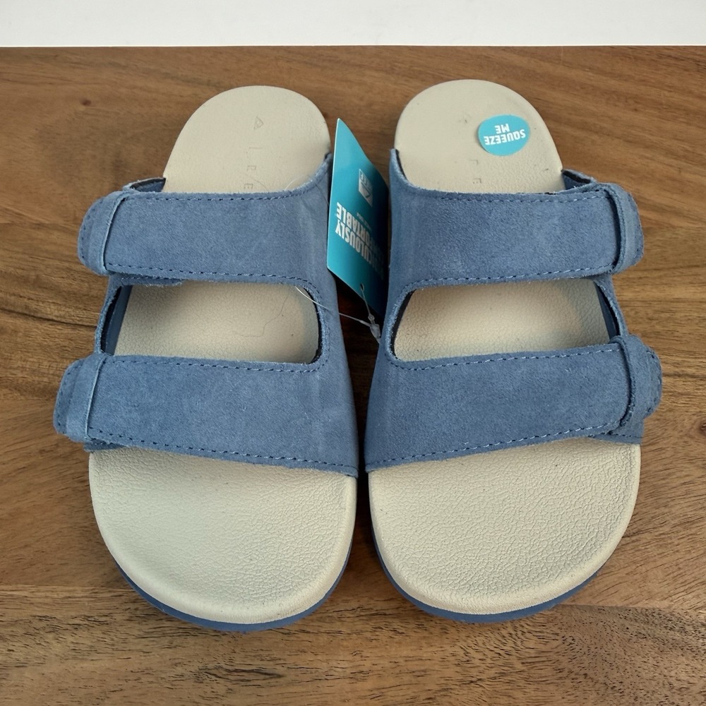 New NWT Big Kids Reef Little Ojai Suede Blue Sandals‎ Shoes Size 2 Y